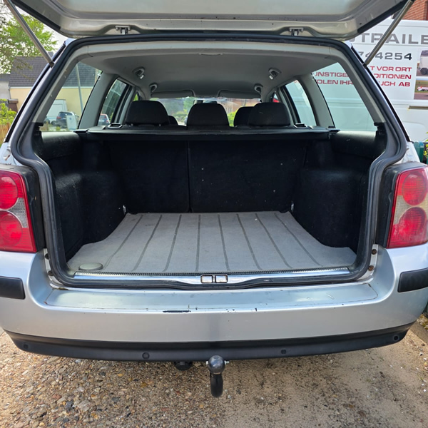 VW Passat Variant 3